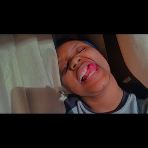 Meet your Posher, Leticia